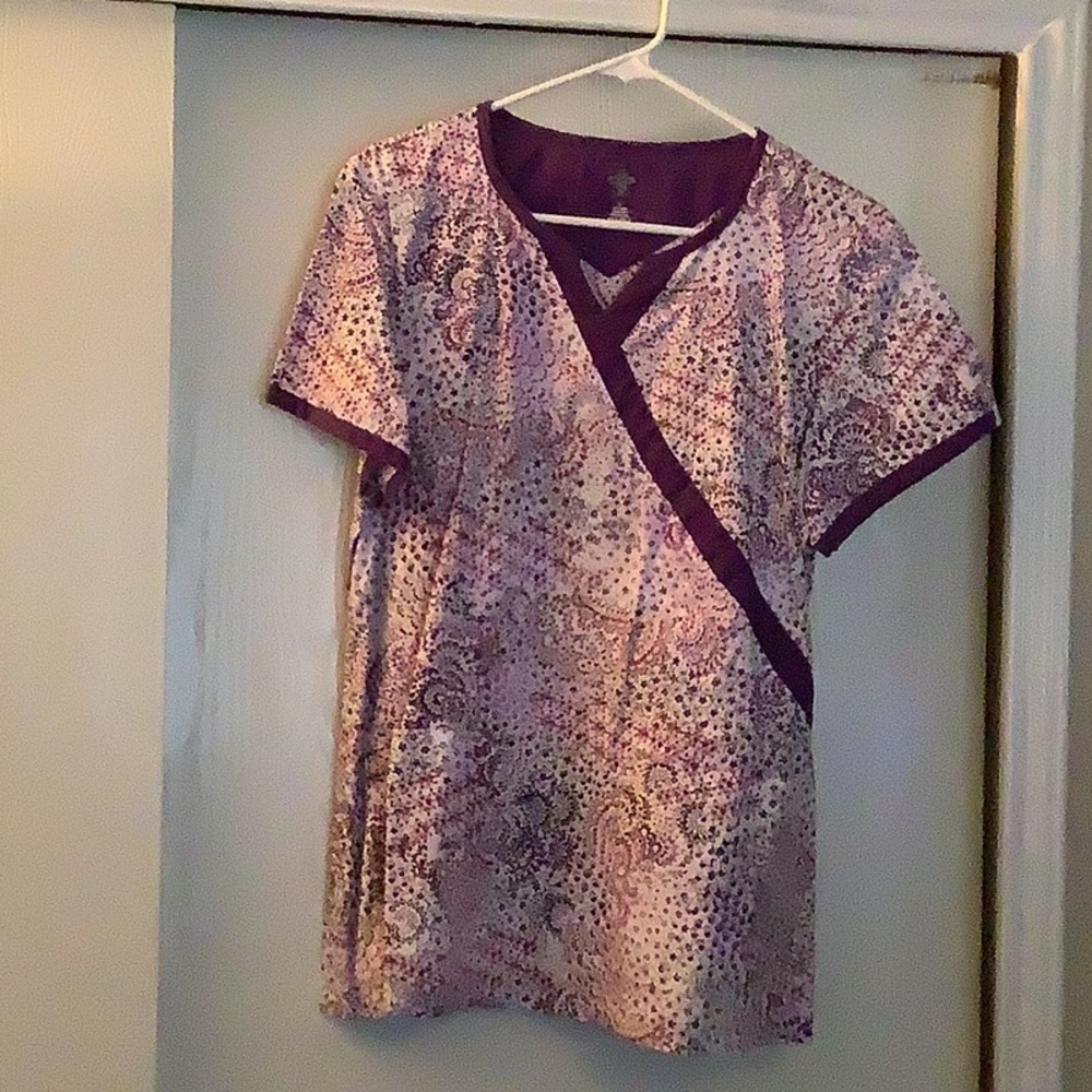 Med Couture women’s scrub top